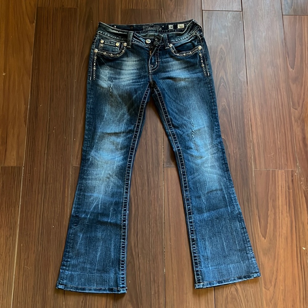 Miss me Jeans size 28. Only Worn once, if any at all. Perfect condition.